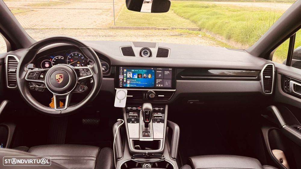 Porsche Cayenne Coupé E-Hybrid Platinum Edition - 8