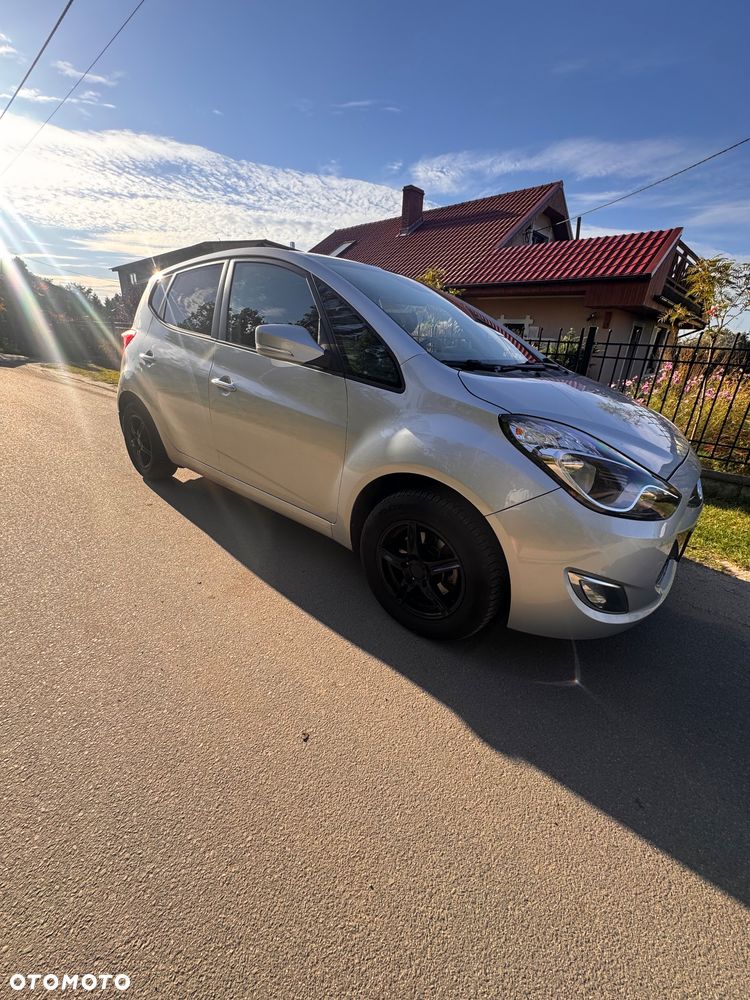 Hyundai ix20 - 12