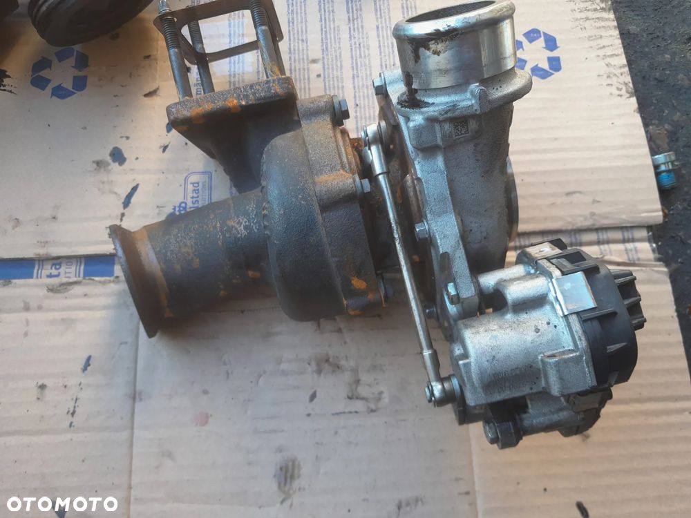 Turbosprężarka Iveco Daily 2.3 HPI E6 5802815821 - 3