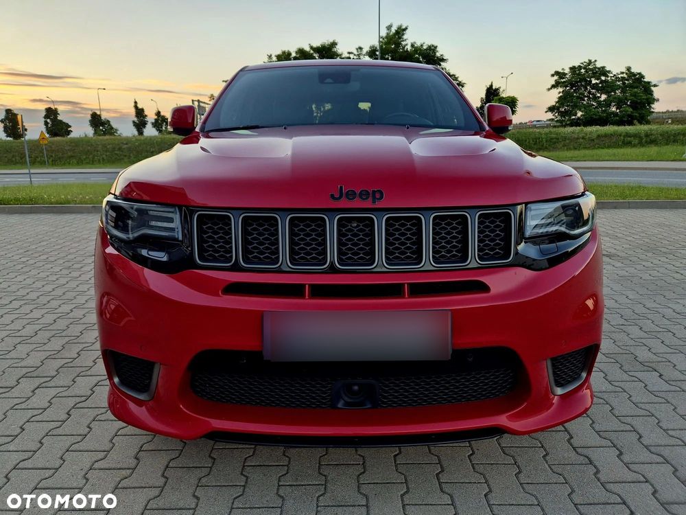 Jeep Grand Cherokee - 8