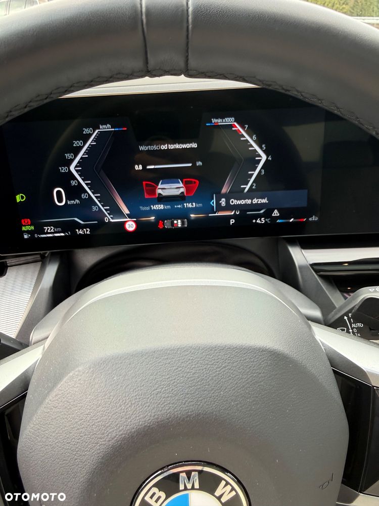 BMW Seria 5 520i mHEV - 10