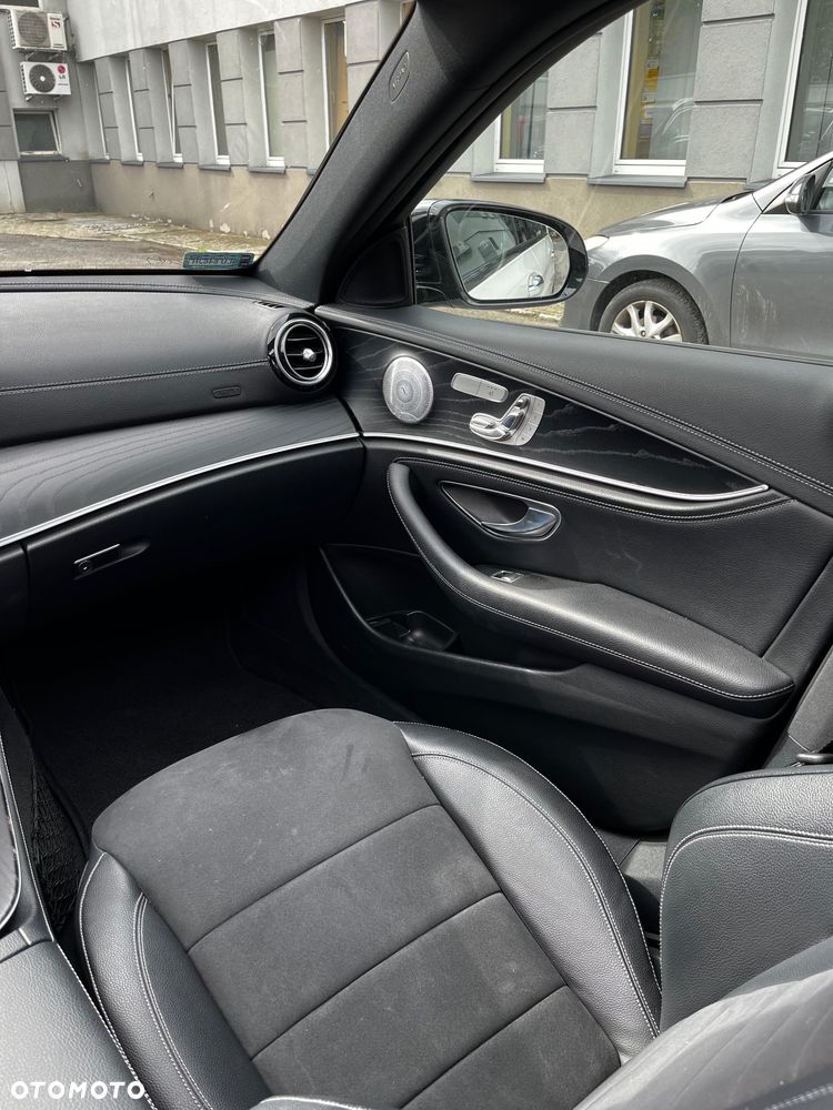 Mercedes-Benz Klasa E 220 d 4-Matic AMG - 6
