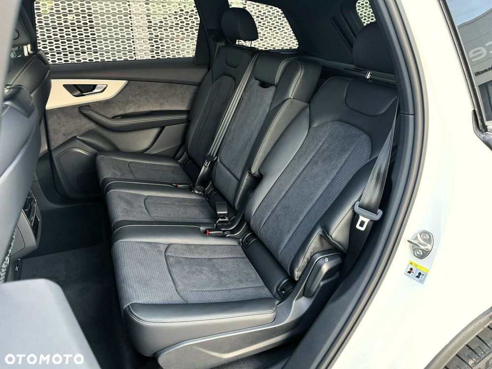 Audi Q7 - 24
