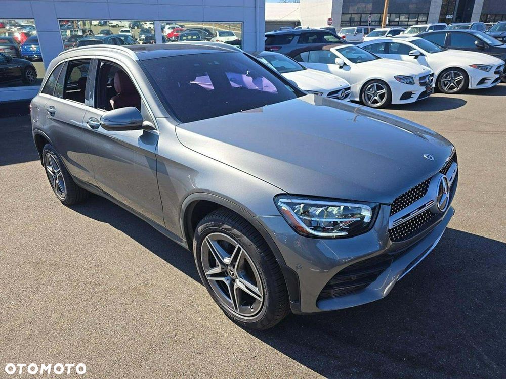 Mercedes-Benz GLC 300 4Matic 9G-TRONIC AMG Line - 1