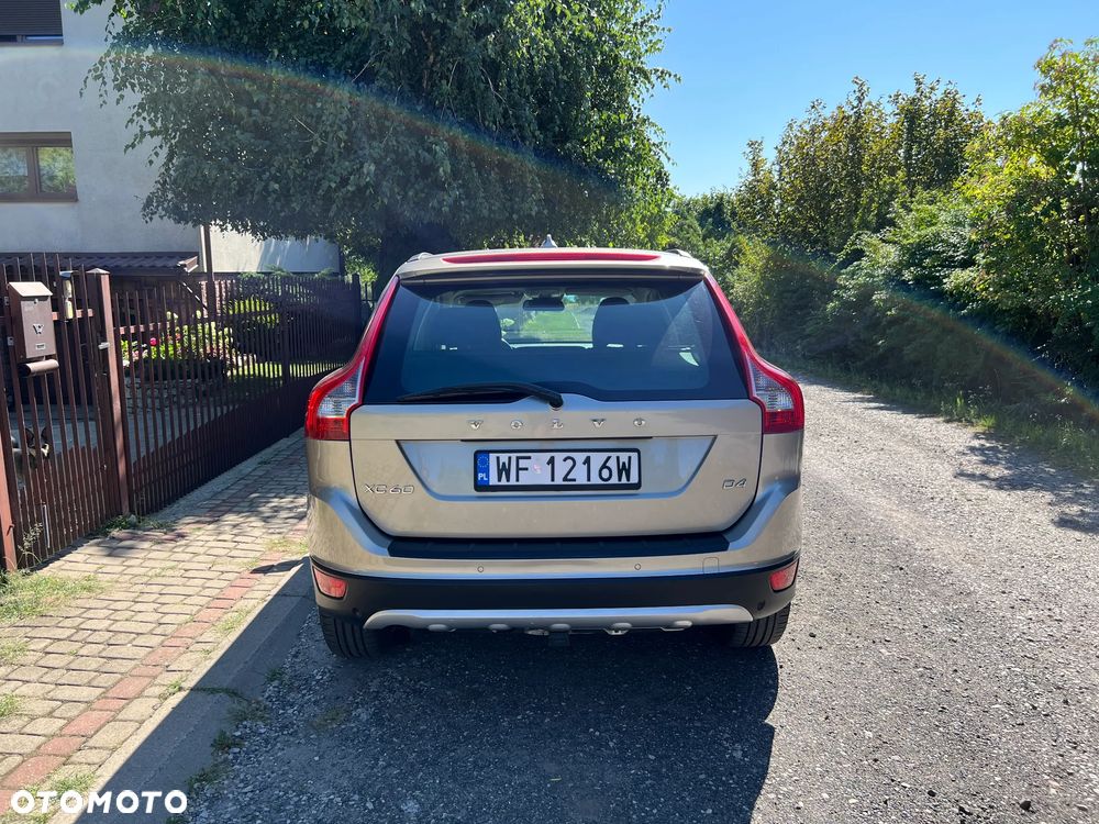 Volvo XC 60 - 4