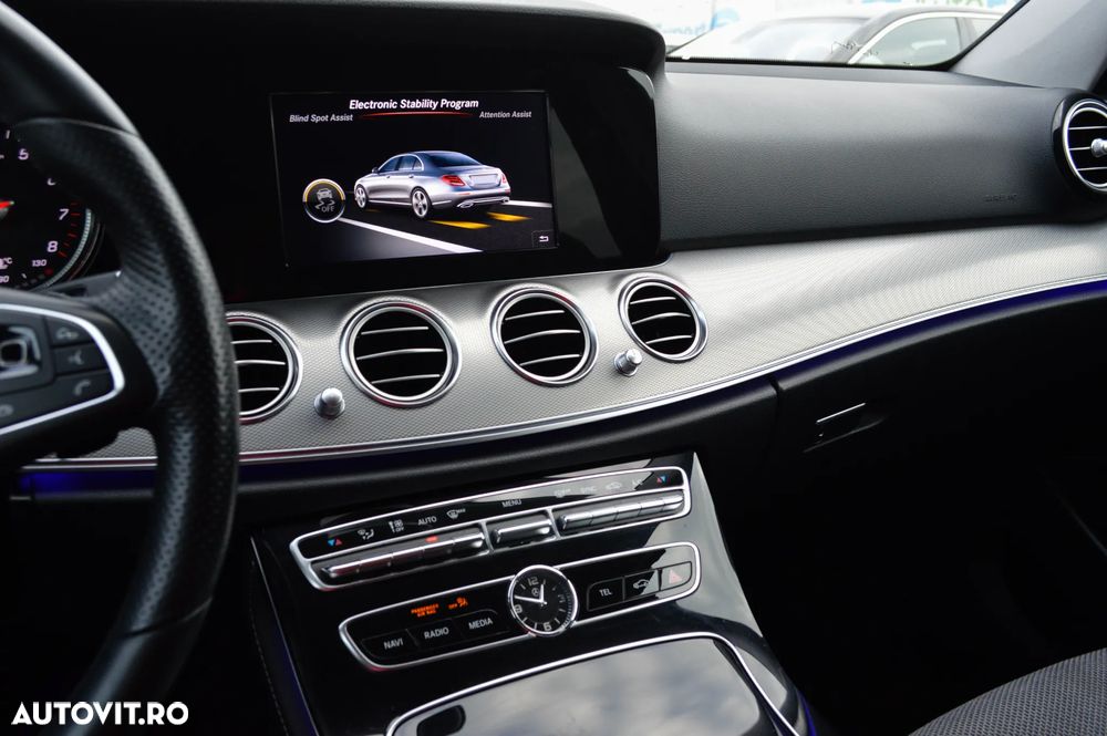 Mercedes-Benz E 200 4Matic 9G-TRONIC Avantgarde - 35