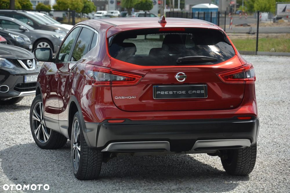 Nissan Qashqai 1.3 DIG-T AKARI - 12