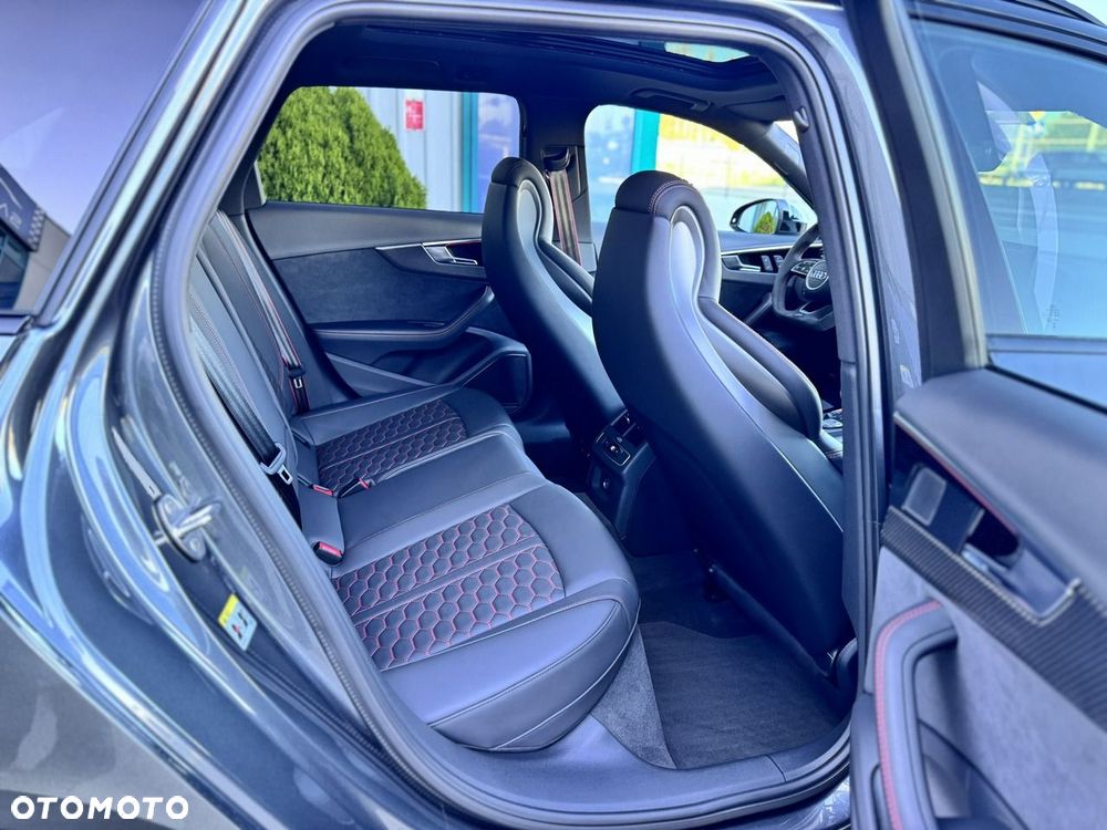 Audi RS4 Avant Avant quattro tiptronic - 22