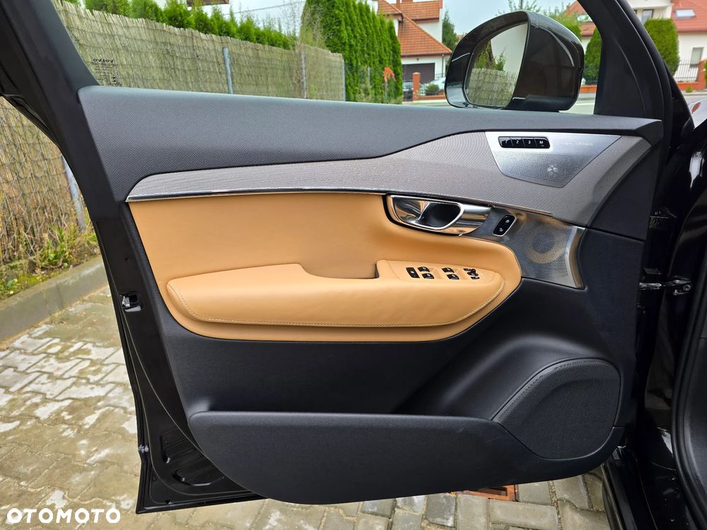 Volvo XC 90 D5 AWD Geartronic Inscription - 17