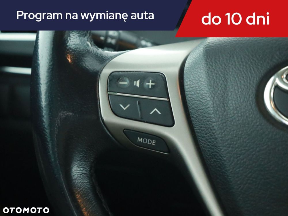 Toyota Avensis - 14