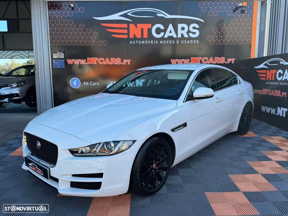 Jaguar XE 2.0 D Prestige Aut. - 1