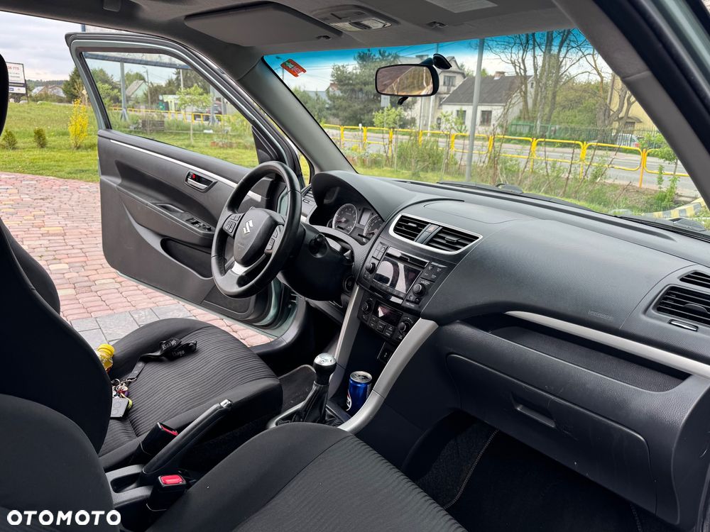 Suzuki Swift 1.2 X-ITE - 24