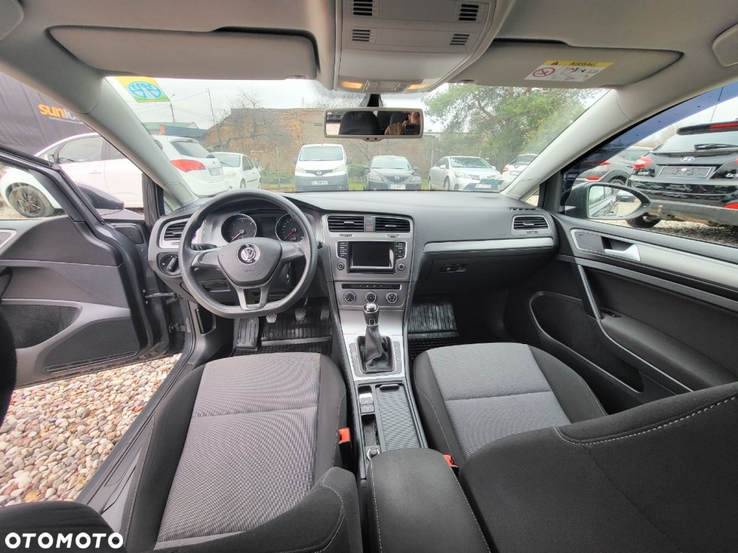 Volkswagen Golf - 13