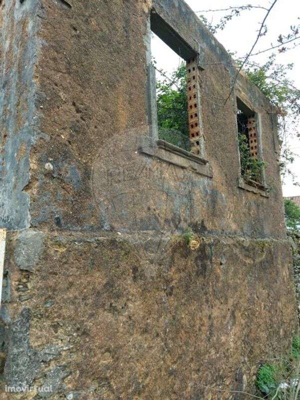 Moradia T1 para venda - Grande imagem: 2/5