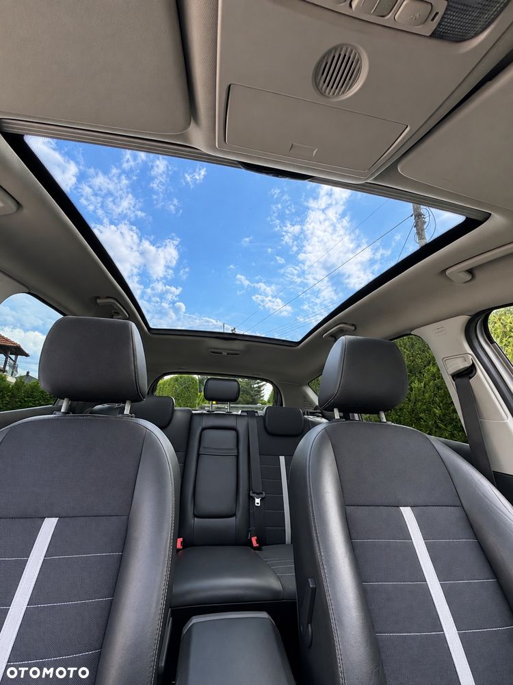 Ford Kuga 2.0 TDCi 4WD Titanium - 5