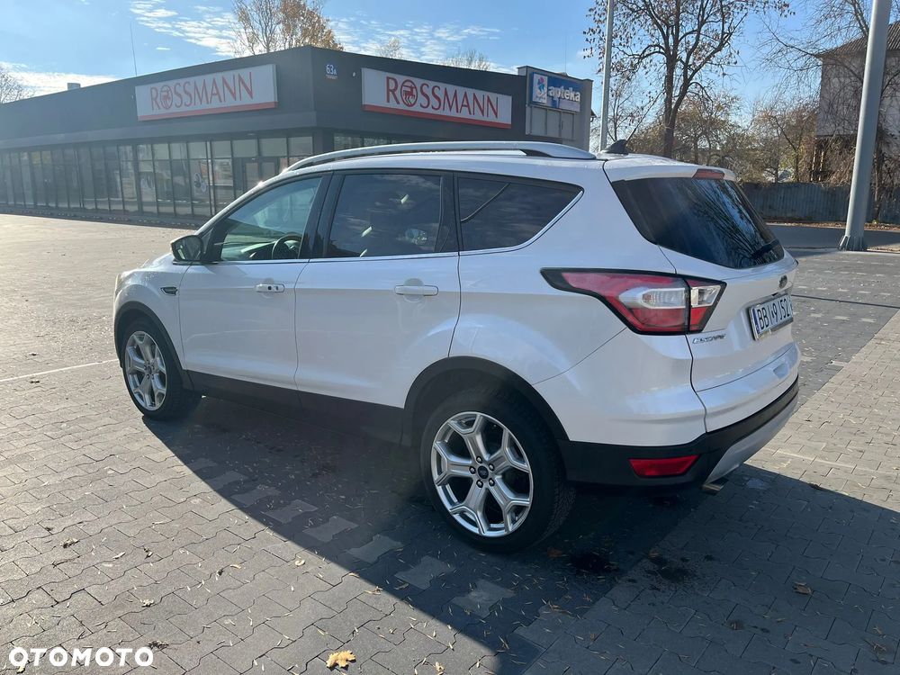 Ford Escape 2.0 EcoBoost AWD Titanium - 7