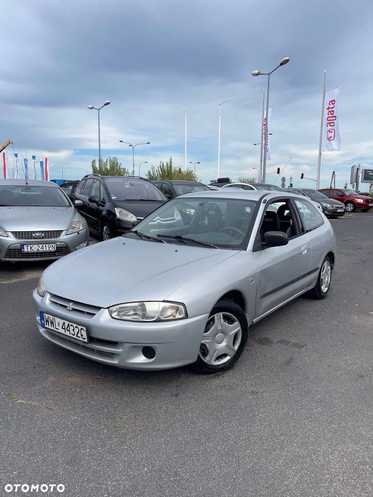 Mitsubishi Colt - 1