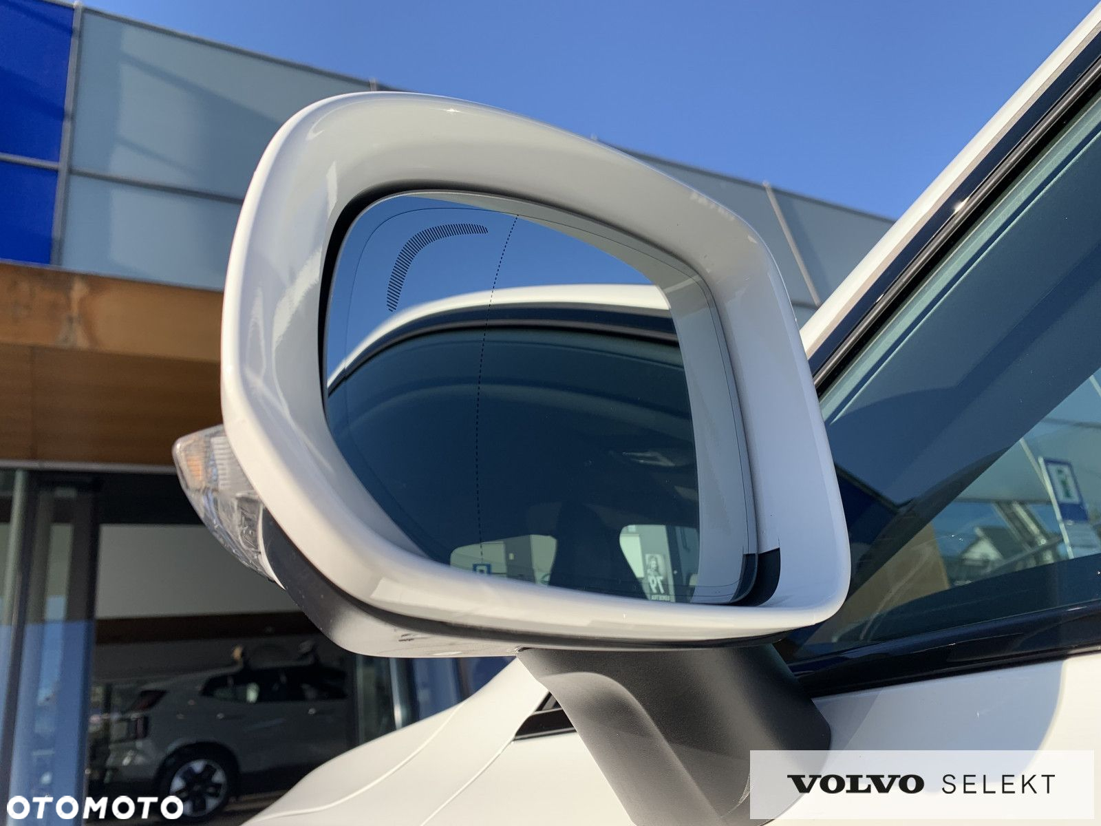 Volvo V90 Cross Country - 14
