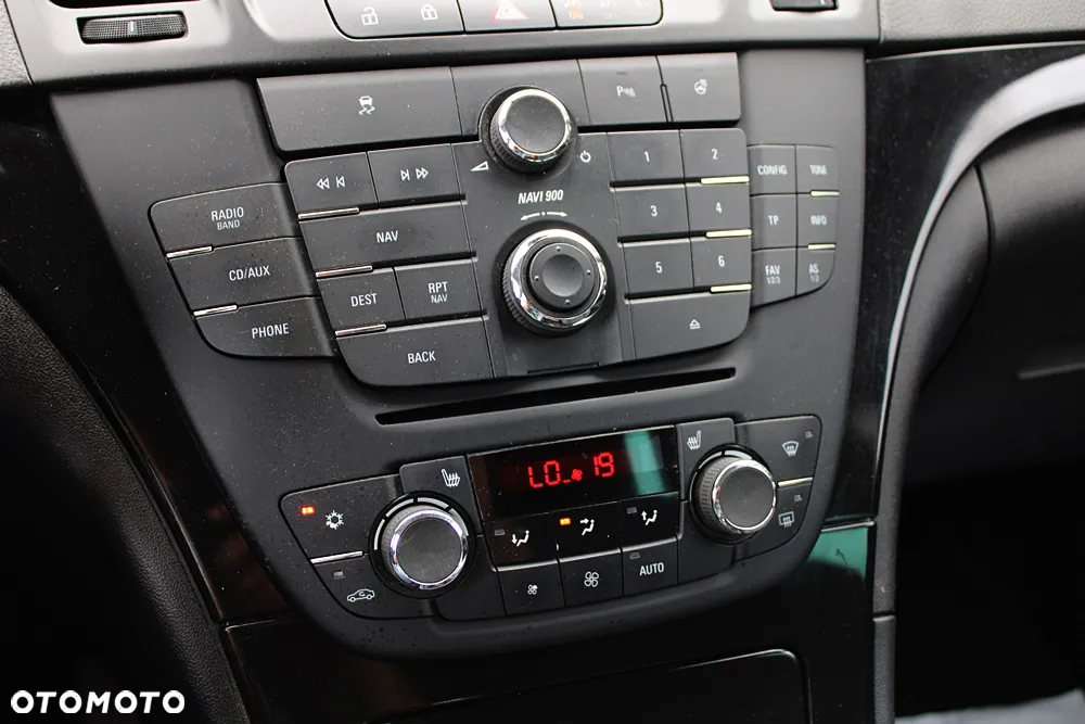 Opel Insignia - 22
