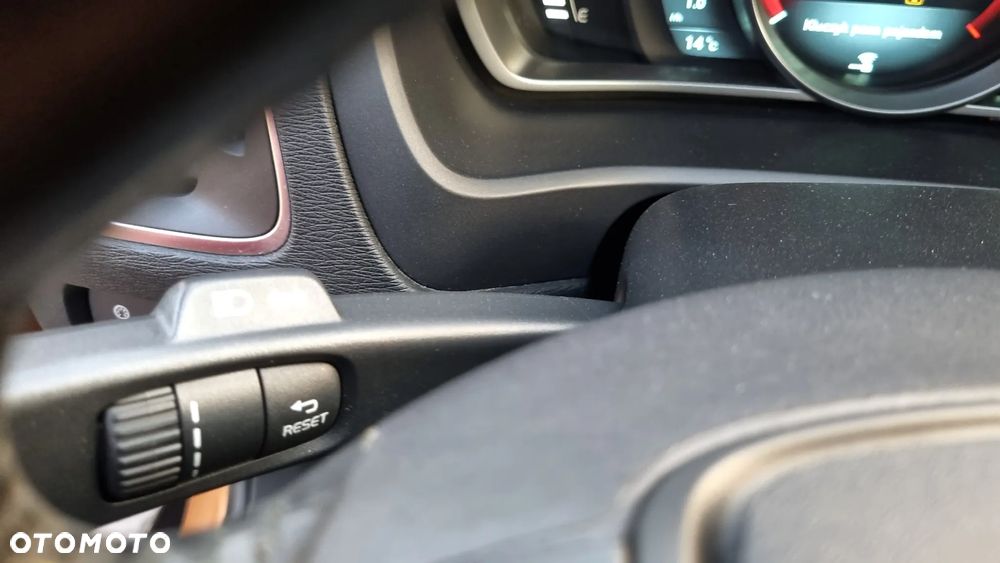 Volvo V40 Cross Country D3 Geartronic Kinetic - 22