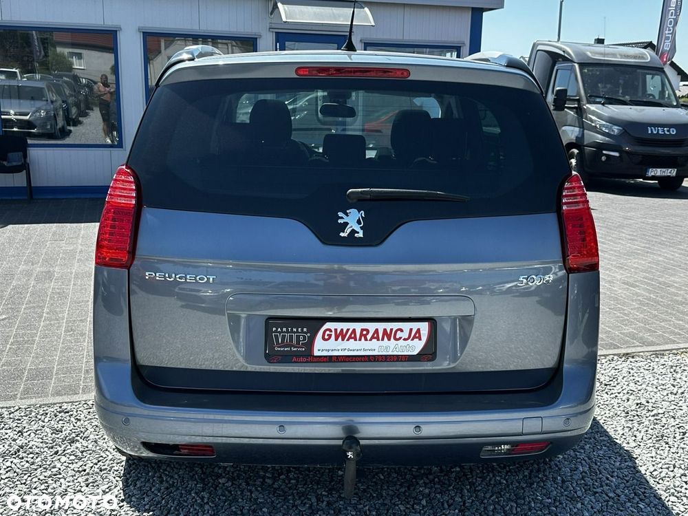 Peugeot 5008 - 16