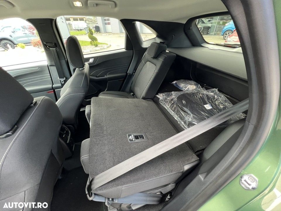 Ford Kuga 2.5 Duratec FWD PHEV Titanium - 31