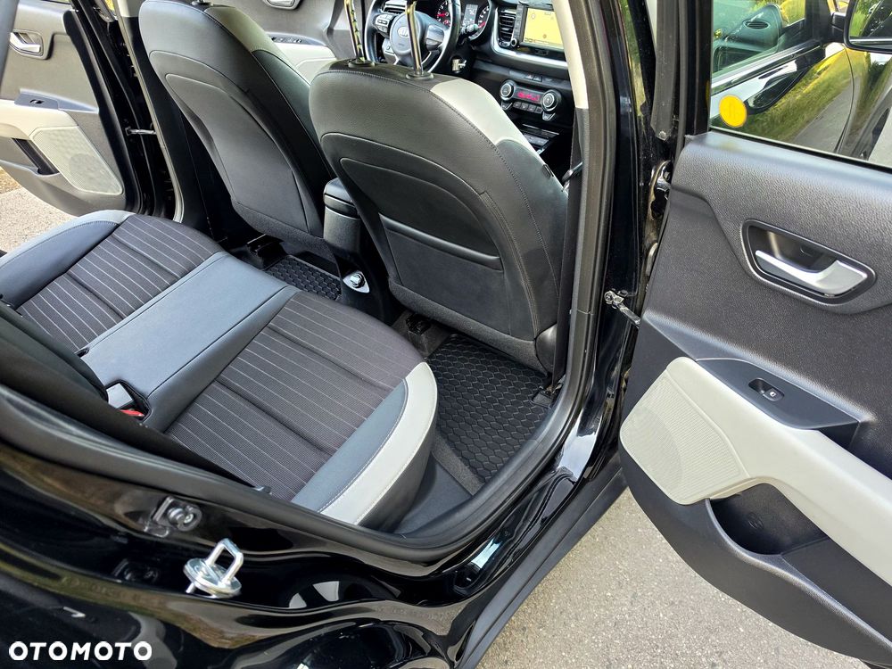 Kia Stonic 1.4 L - 18