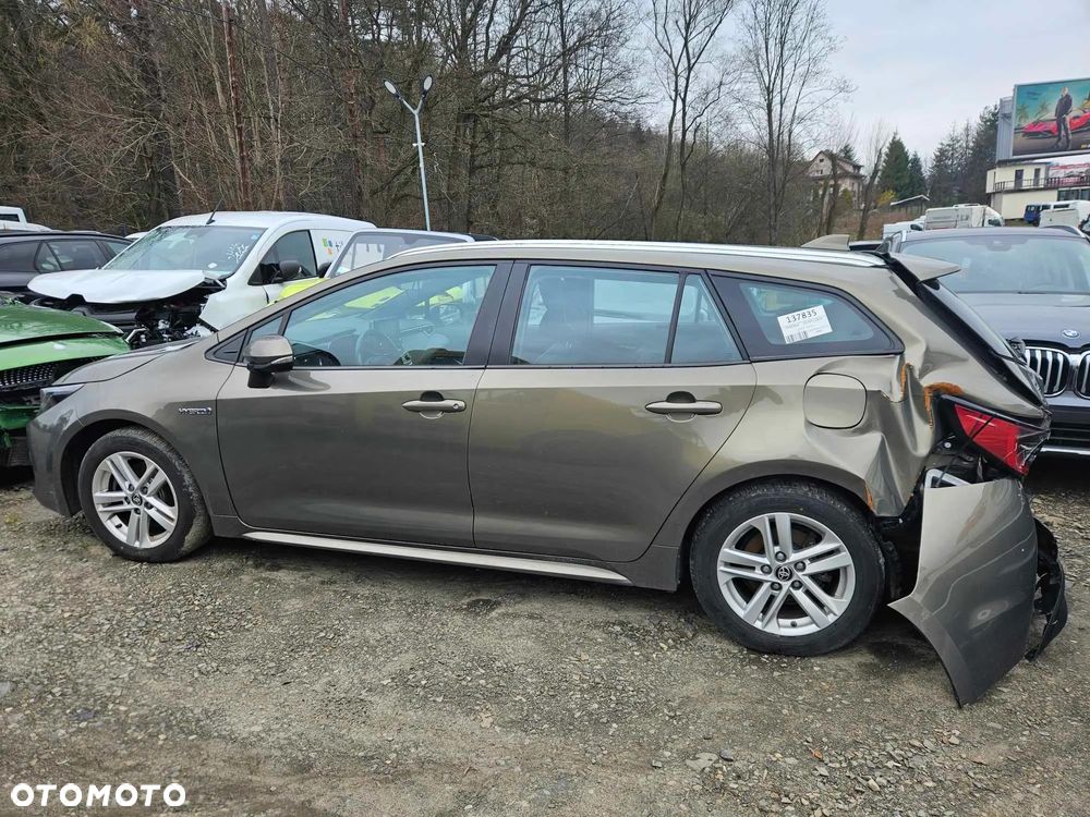 Toyota Corolla 2.0 Hybrid Touring Sports Business Edition - 1