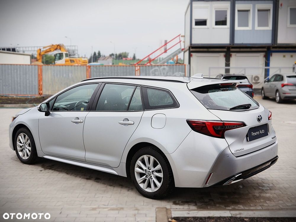 Toyota Corolla 1.8 Hybrid Comfort - 9