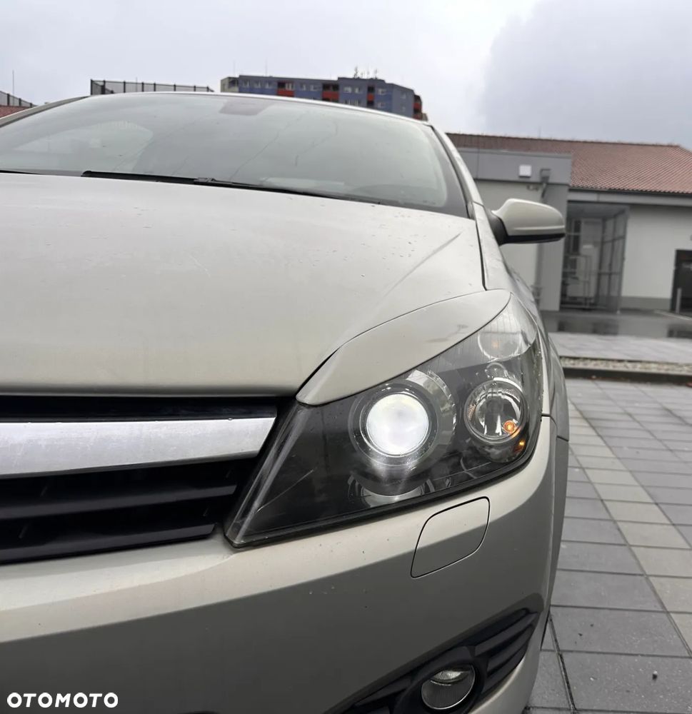 Opel Astra II Cabrio 1.6 - 7