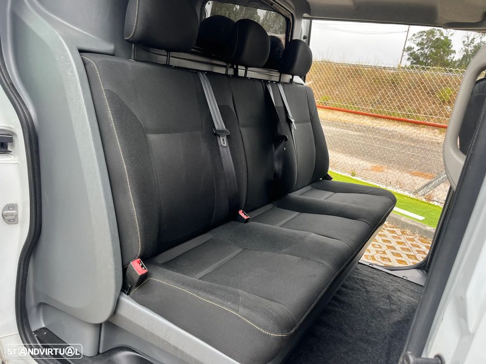 Renault TRAFIC 6 LUG LONGA DUPLA PORTA LATERAL - 9