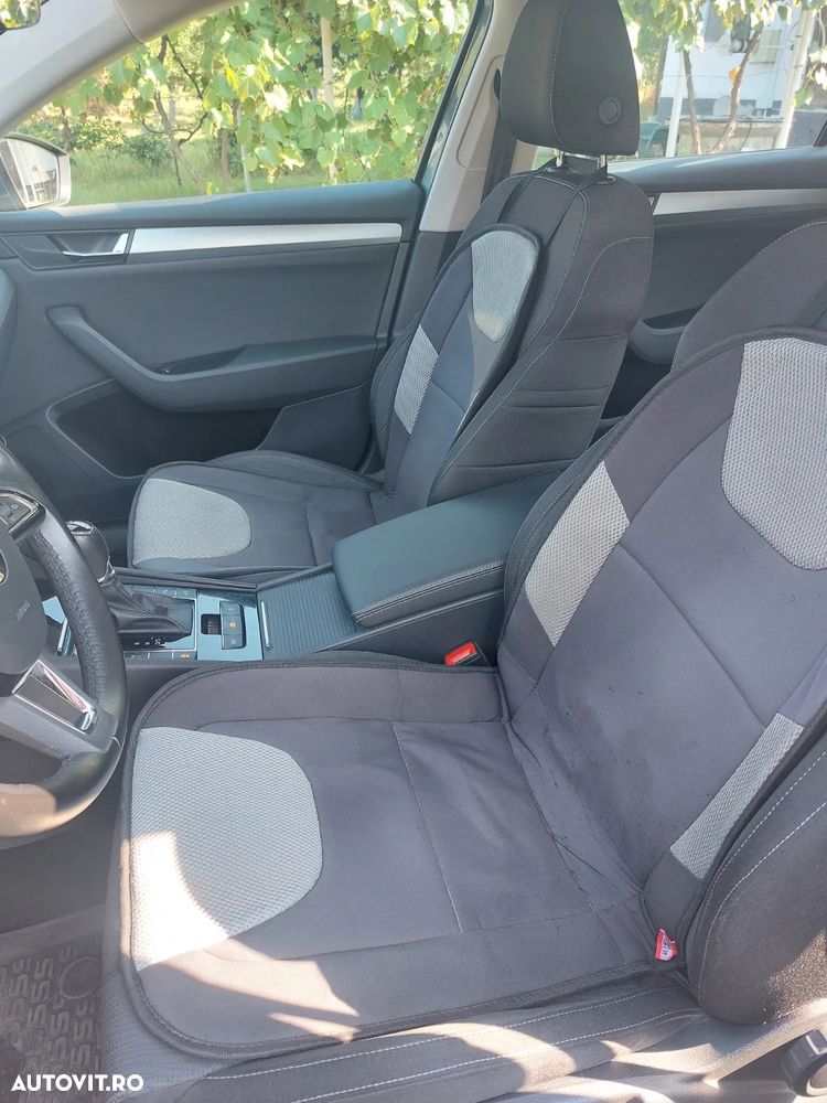 Skoda Superb 2.0 TDI DSG Ambition - 16