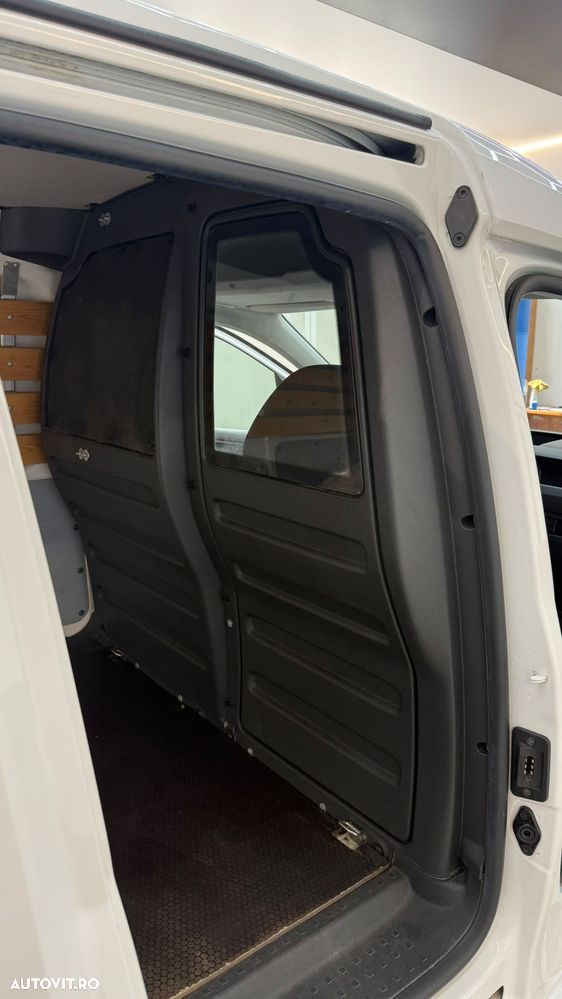VOLKSWAGEN Caddy 2016 — imagine 18
