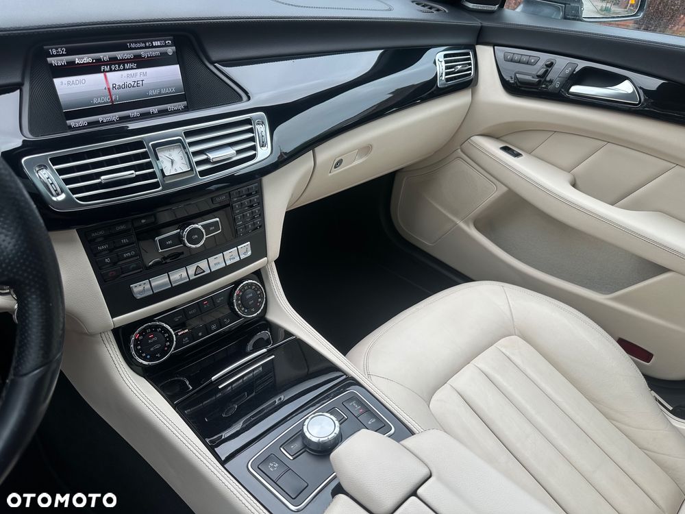 Mercedes-Benz CLS 350 CDI BlueEff - 31