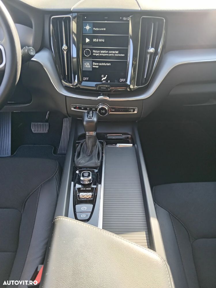 Volvo XC 60 D4 Momentum Pro - 15