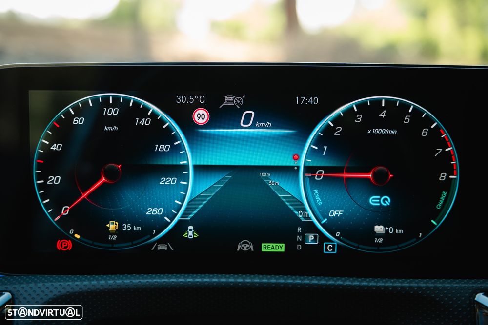Mercedes-Benz A 250 e 8G-DCT AMG Line Advanced Plus - 26