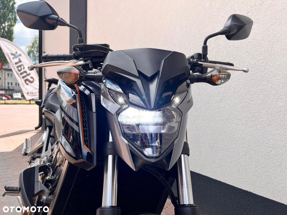 Honda CB - 4