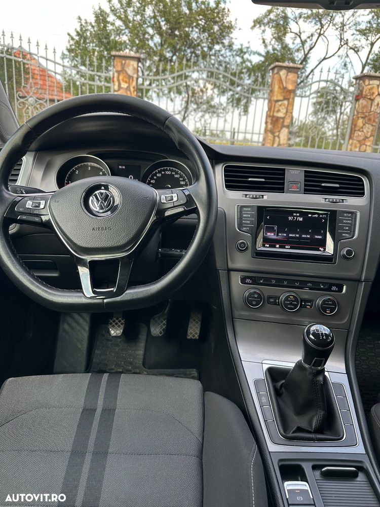 Volkswagen Golf 1.6 TDI DPF BMT Highline - 12