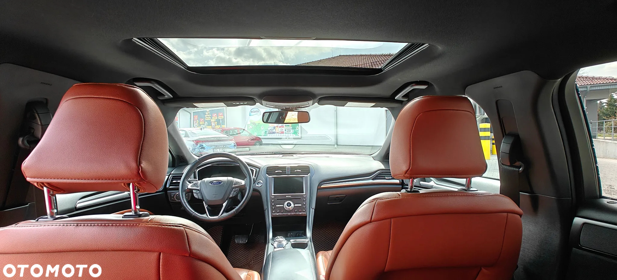 Ford Fusion 2.0 EcoBoost Titanium - 14