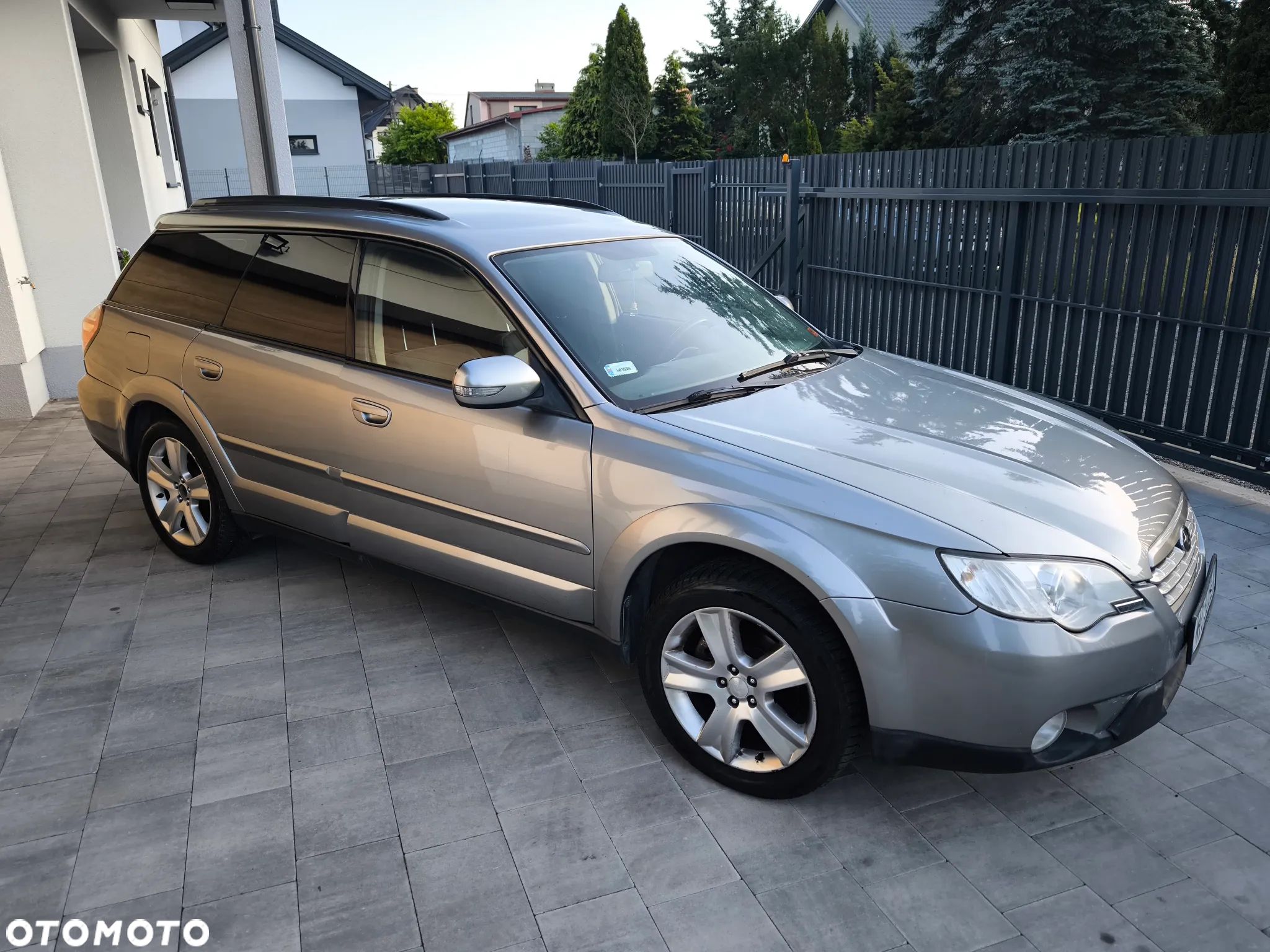 Subaru Outback 2.5 - 1