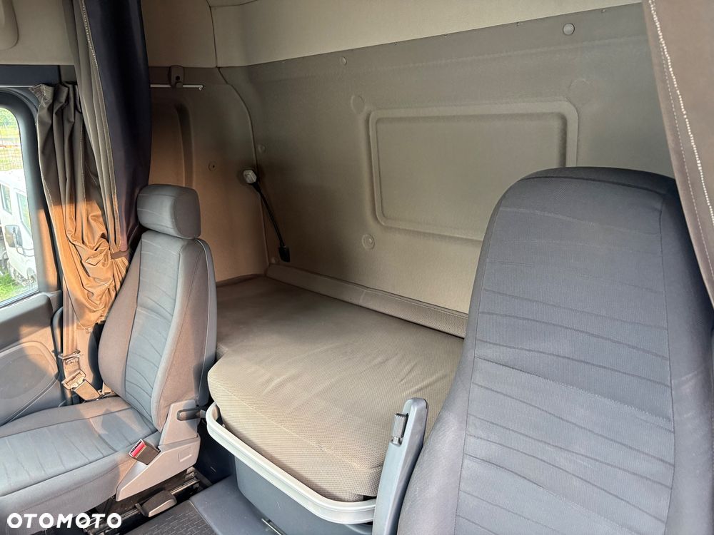 Scania R 450 | HIGHLINE | EURO 6 | RETARDER | CAŁA NA PODUSZKACH | HYDRAULIKA | WEBASTO | OPONY 90% | SPROWADZONA - 18