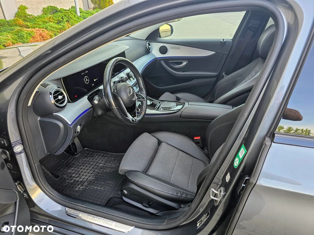 Mercedes-Benz Klasa E 300 de 9G-TRONIC AMG Line - 17