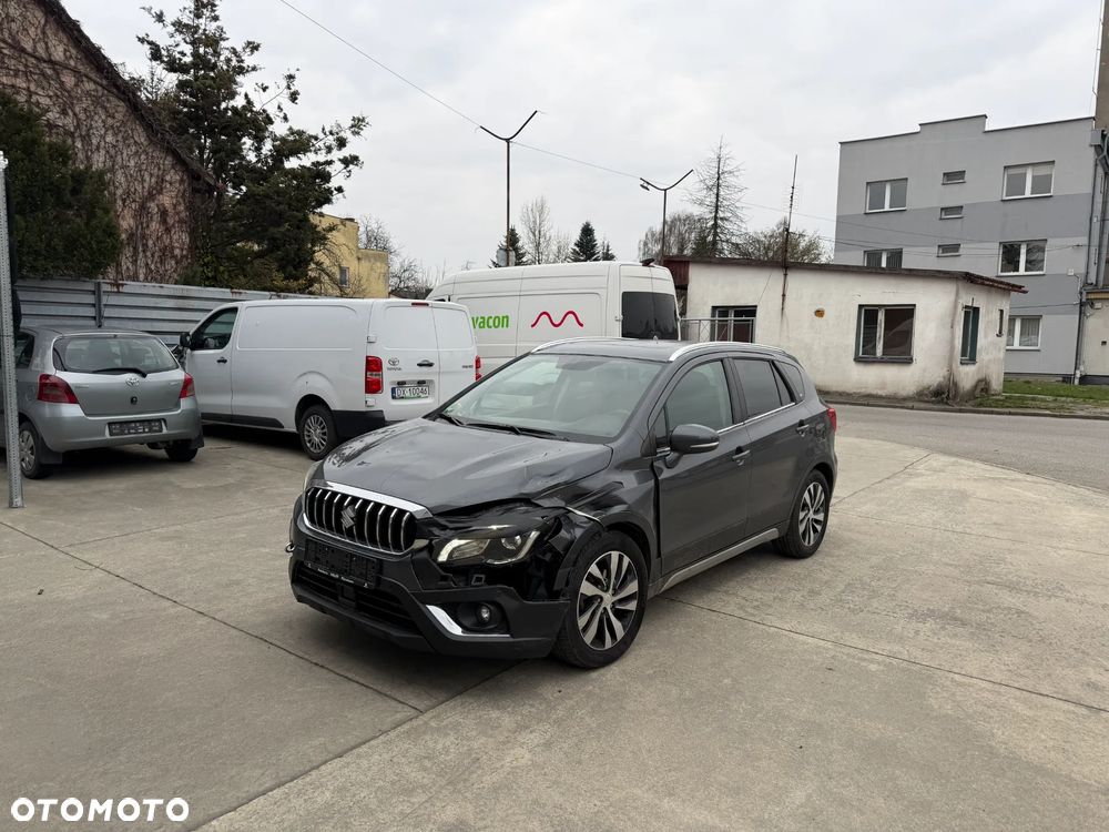 Suzuki SX4 S-Cross 1.4 T Elegance Sun 4WD - 1