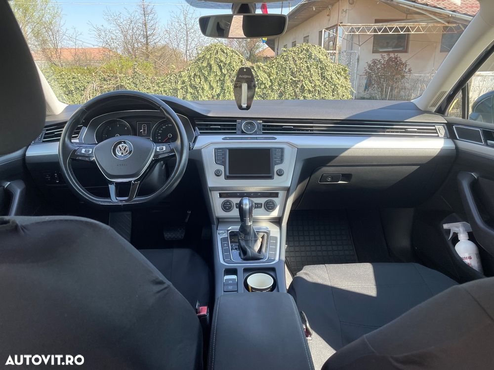 Volkswagen Passat 2.0 TDI (BlueMotion Technology) DSG Comfortline - 9