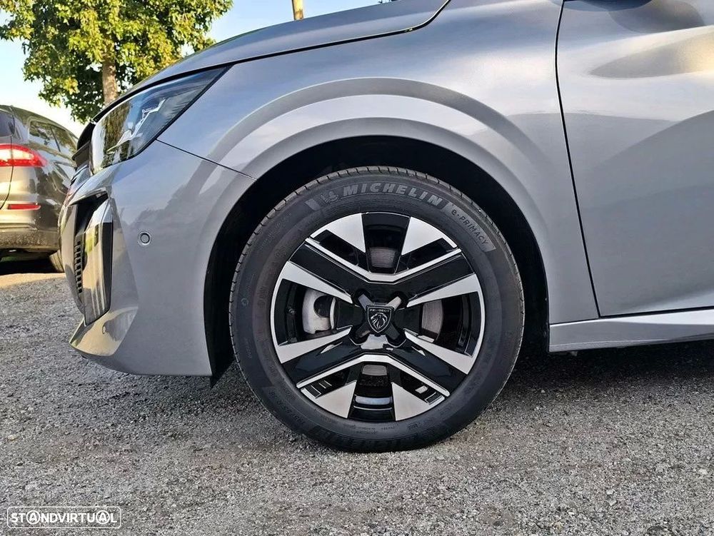 Peugeot 208 1.2 PureTech Allure - 38