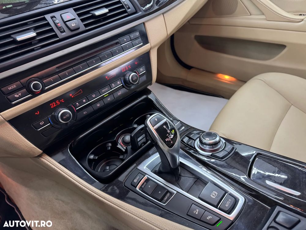 BMW Seria 5 530d xDrive - 18