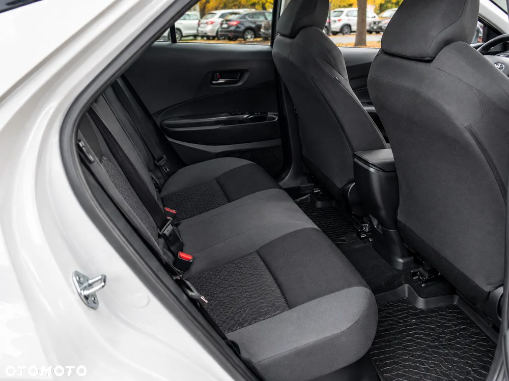 Toyota C-Hr 2025 photo 4
