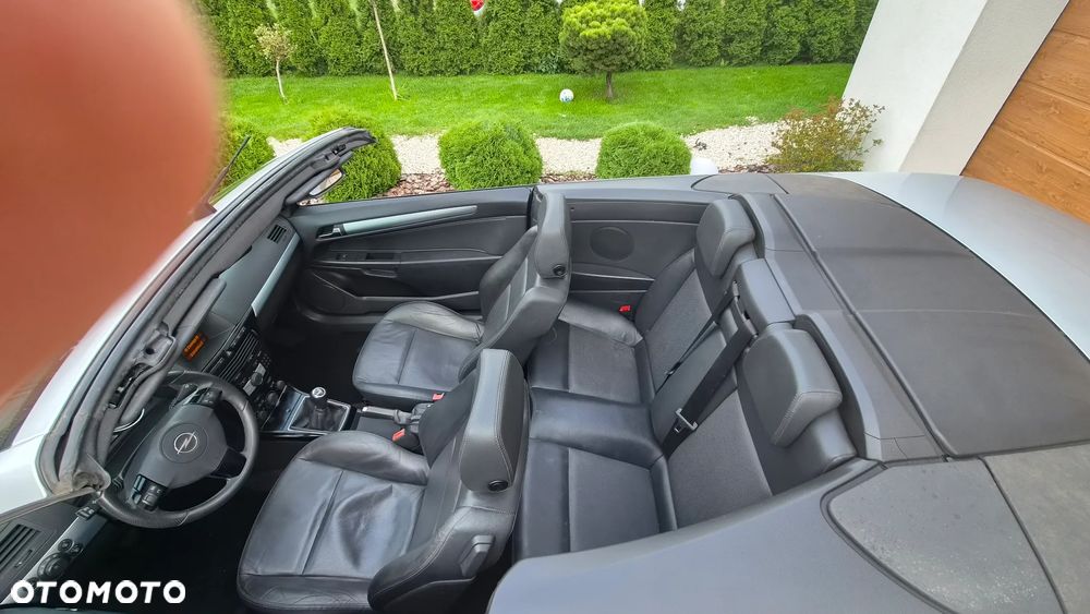 Opel Astra 1.8 Edition - 21