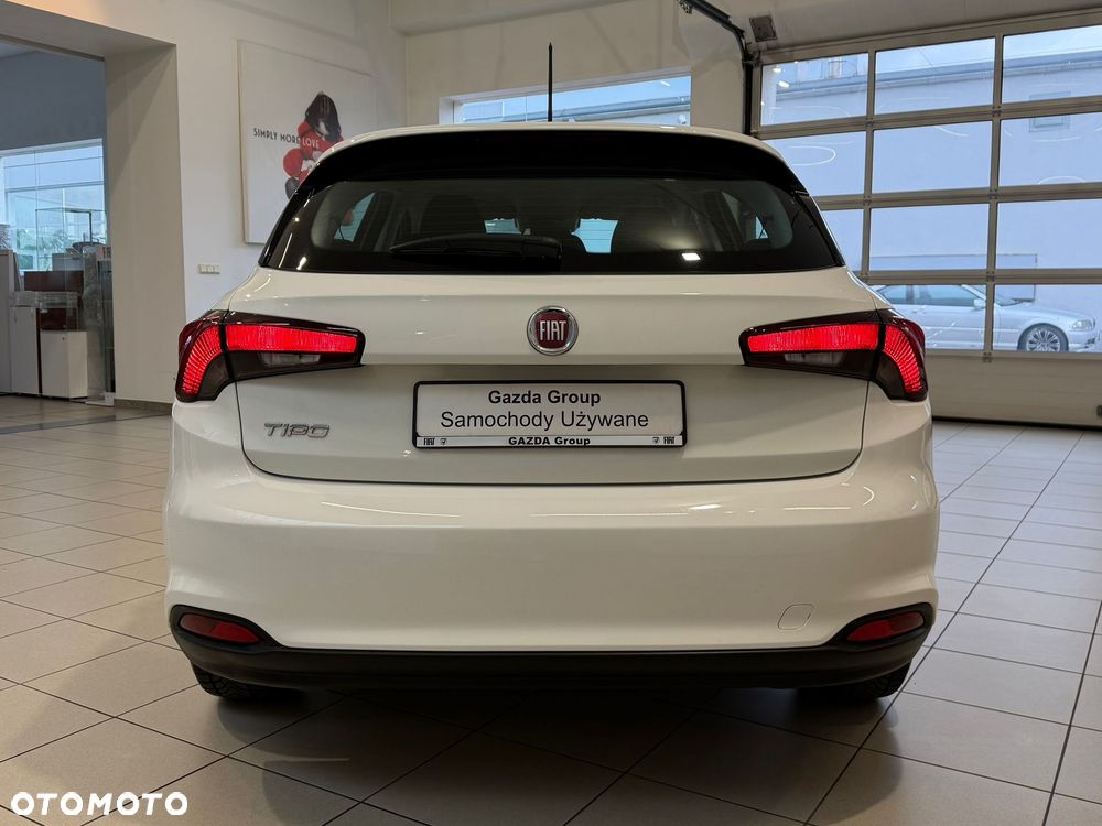 Fiat Tipo 1.0 T3 - 6