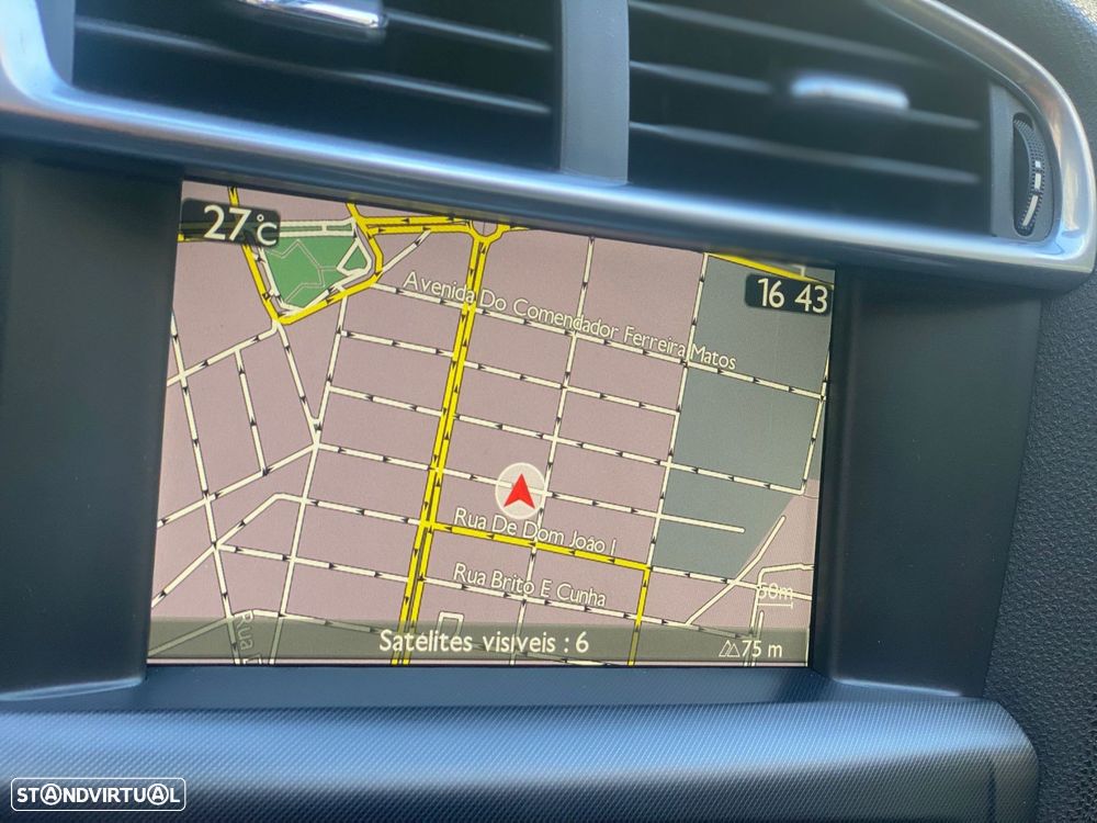 Citroën DS4 1.6 HDi So Chic - 16